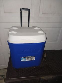NEW IGLO 60QT COOLER 22 FIRM LOOK MY POST ALOT ITEMS TO SEE