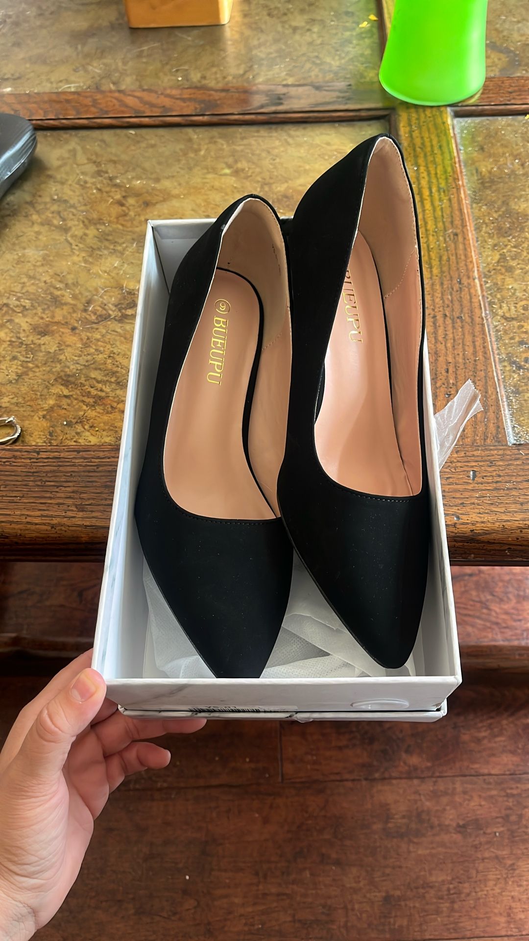 BUEUPU Size 9 Black Suede Women’s Heel