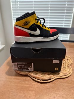 Kids shoes