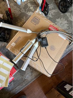 3 Bulb Grow Light