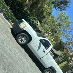 2011 Chevy Silverado Regular Cab 