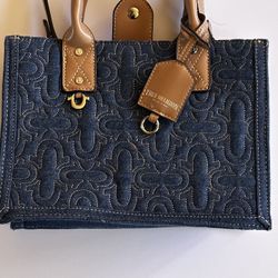 True religion purse
