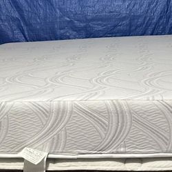 King Size Mattress (Colchón King Size)