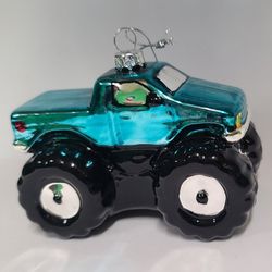 Beautiful Blown Glass Monster Truck Ornament 