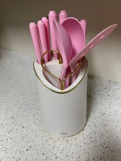 Pink Paris Hilton knife/ utensil