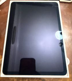 iPad Air (5th Gen) Unlocked