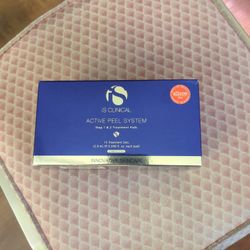Open Box - iS Clinical Active Peel System (14 of 15 Sets Included)
