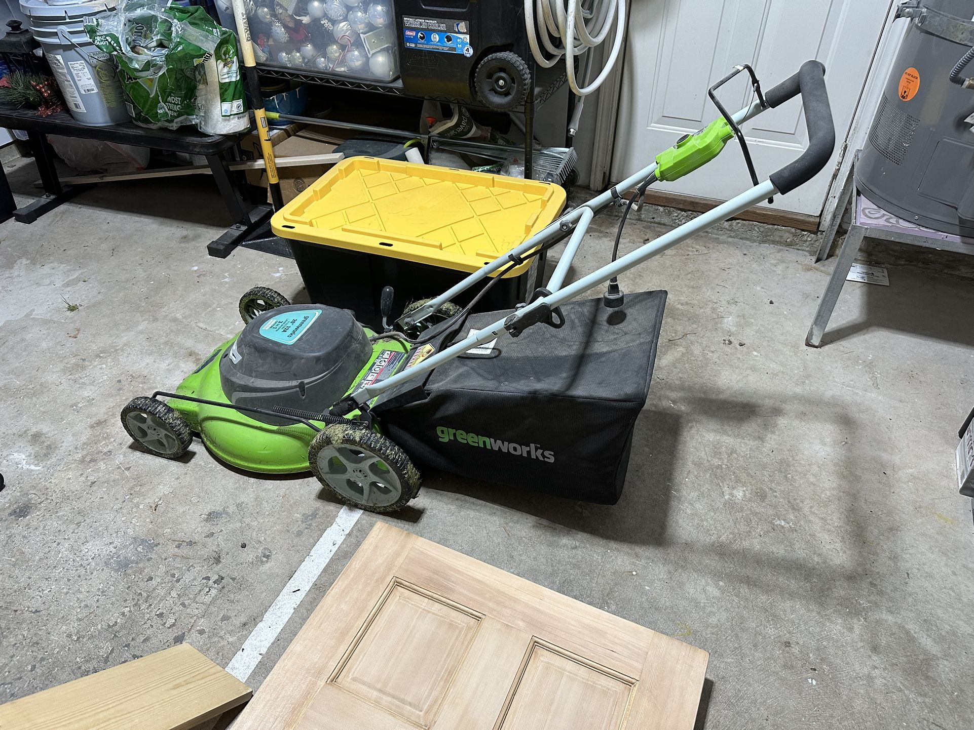 Electric Lawn Mower – Corded / Plug-In – Excellent Condition