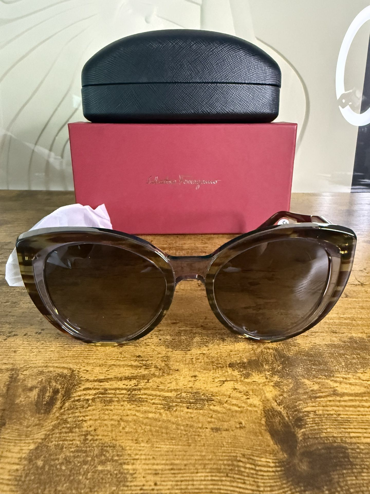 Authentic Salvatore Ferragamo Brown Sunglasses NWT