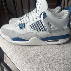 Jordan 4 Military Blue Size 12