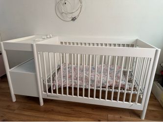 Cuna para bebé blanca
