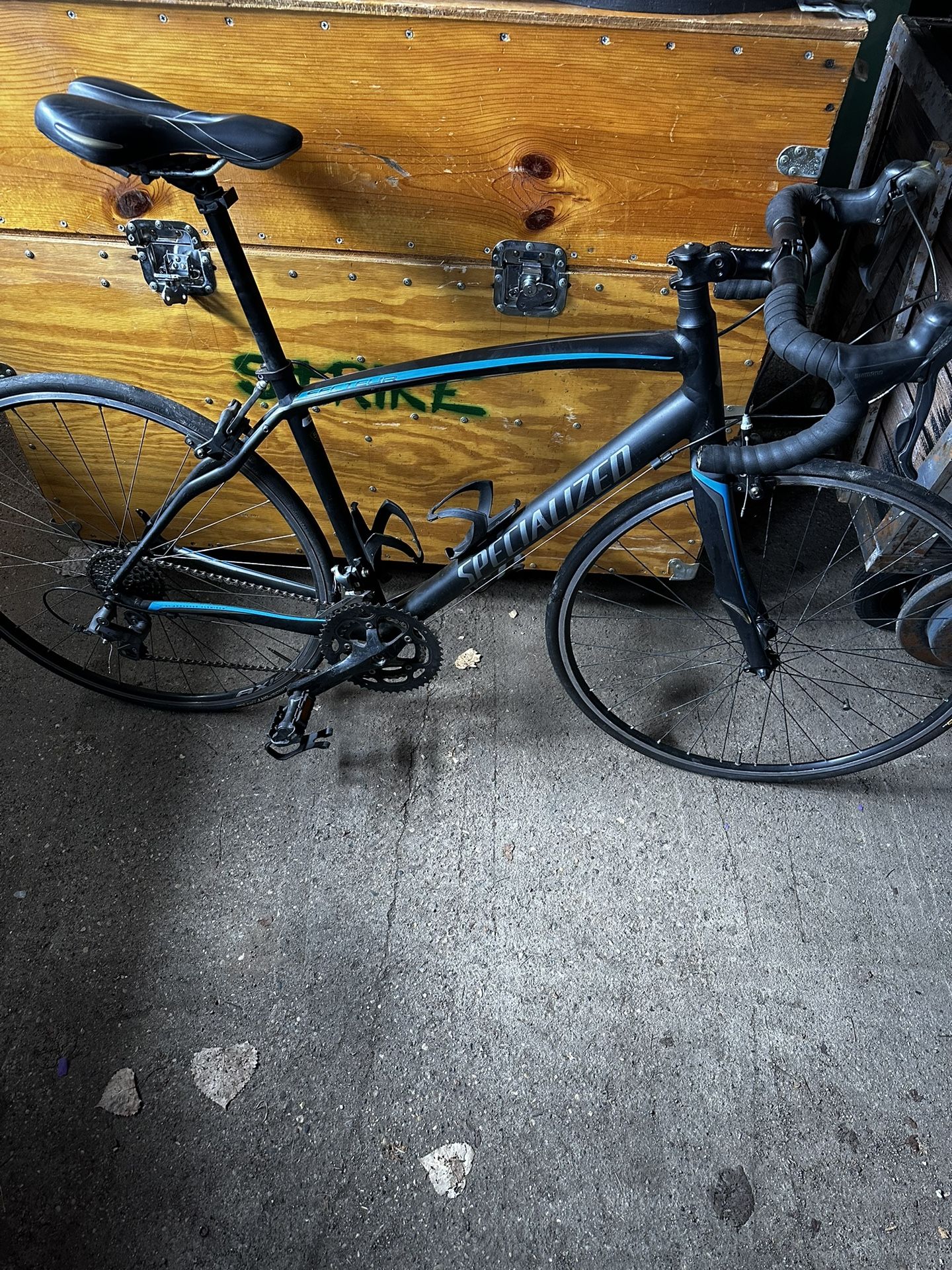 54cm Specialized Road Bike