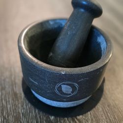 Cole & Mason Granite Mortar and Pestle - Heavy Duty Gray Stone