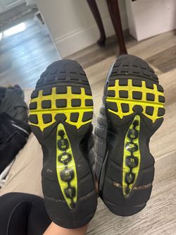 Nike Air Max 95 Black Yellow Sneakers