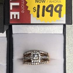 Ring (14K) (Size 8)