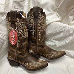 Brand New Women’s Laredo Boots, Jasmine Embroidery