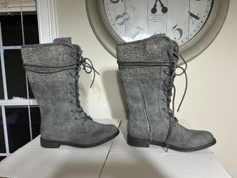 Various Shoes Different Prices C