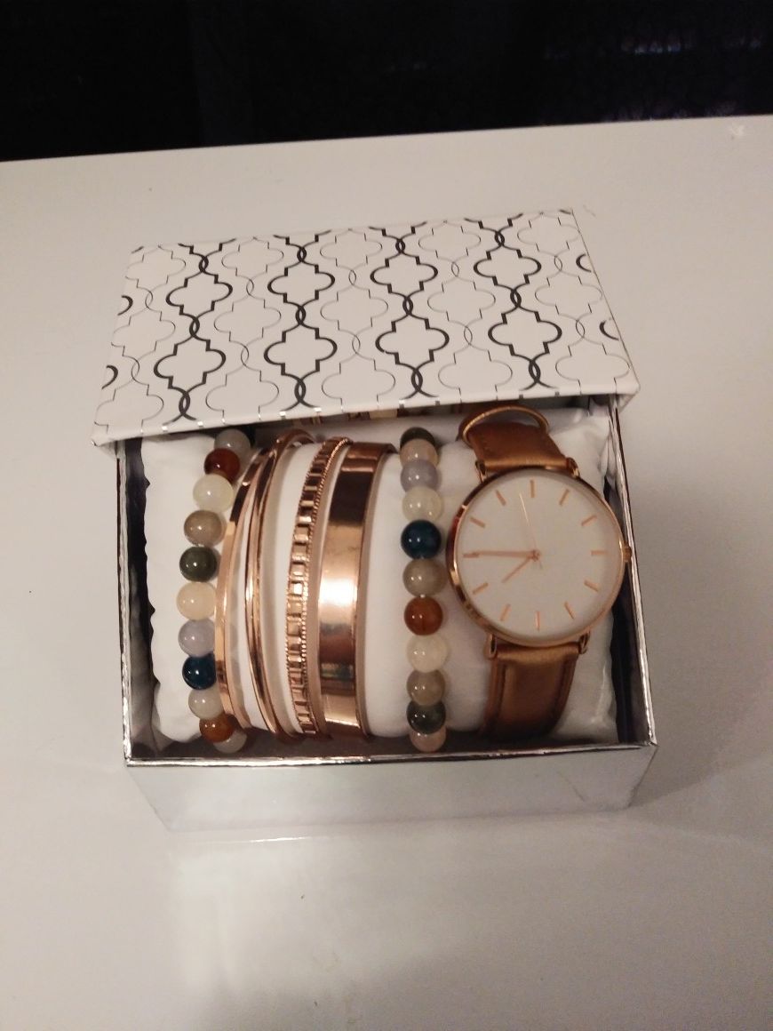 Watch & Bracelet gift set new in box