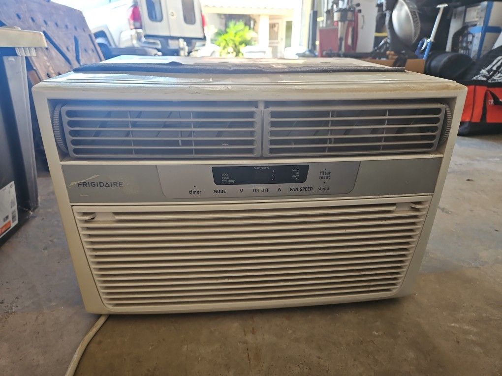 Free AC Frigidaire