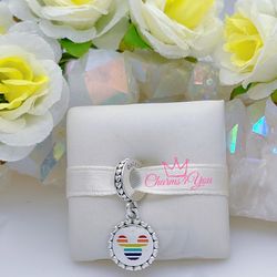 Adorable Charm 925 silver for Pandora moments bracelet.