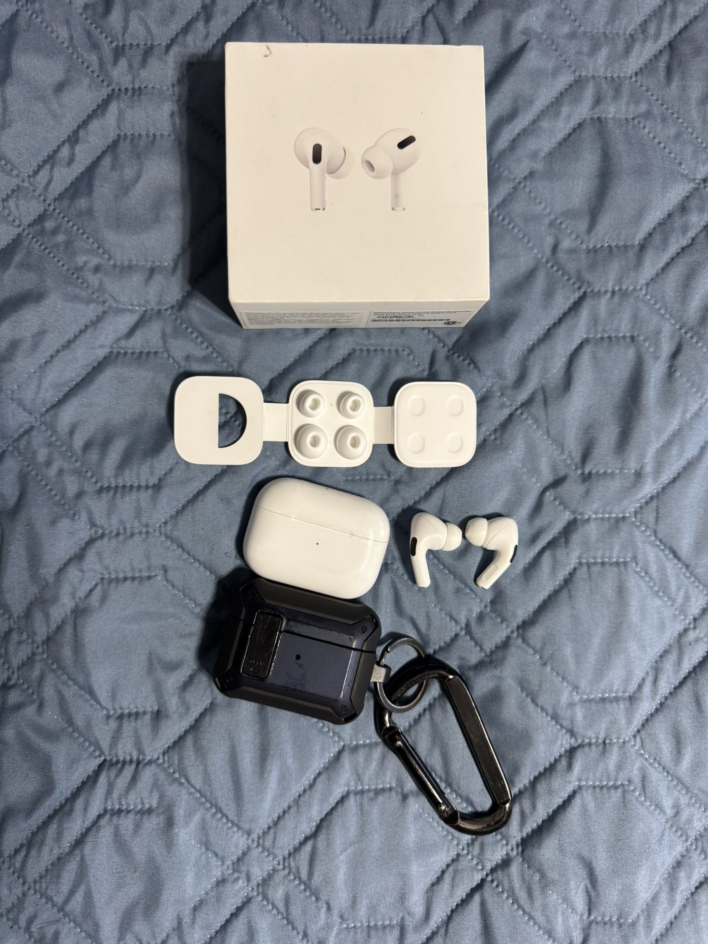 Apple AirPods 1st Gen 