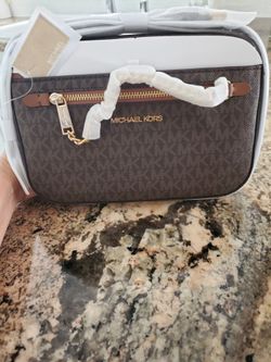 Michael Kors Clutch Purse