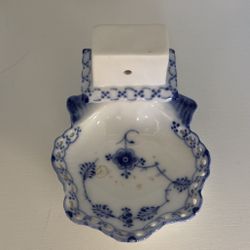 Royal Copenhagen Ashtray Full blonde mussel painted Deck no 1/1072