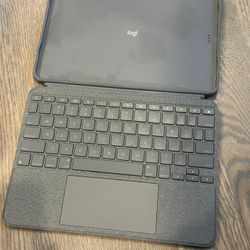 Logitech Combo Touch For Ipad Air