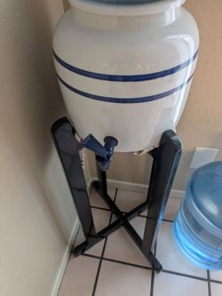 Water dispenser with stand