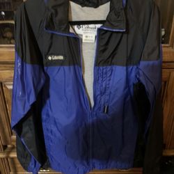 Columbia Woman Windbreaker 