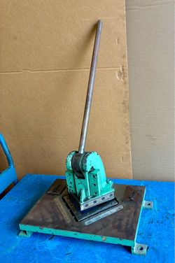Sheet Metal Corner Notcher Roper Whitney No. 100 6” X 16 GA
