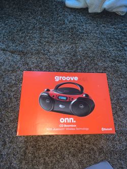 Bluetooth/CD Boombox