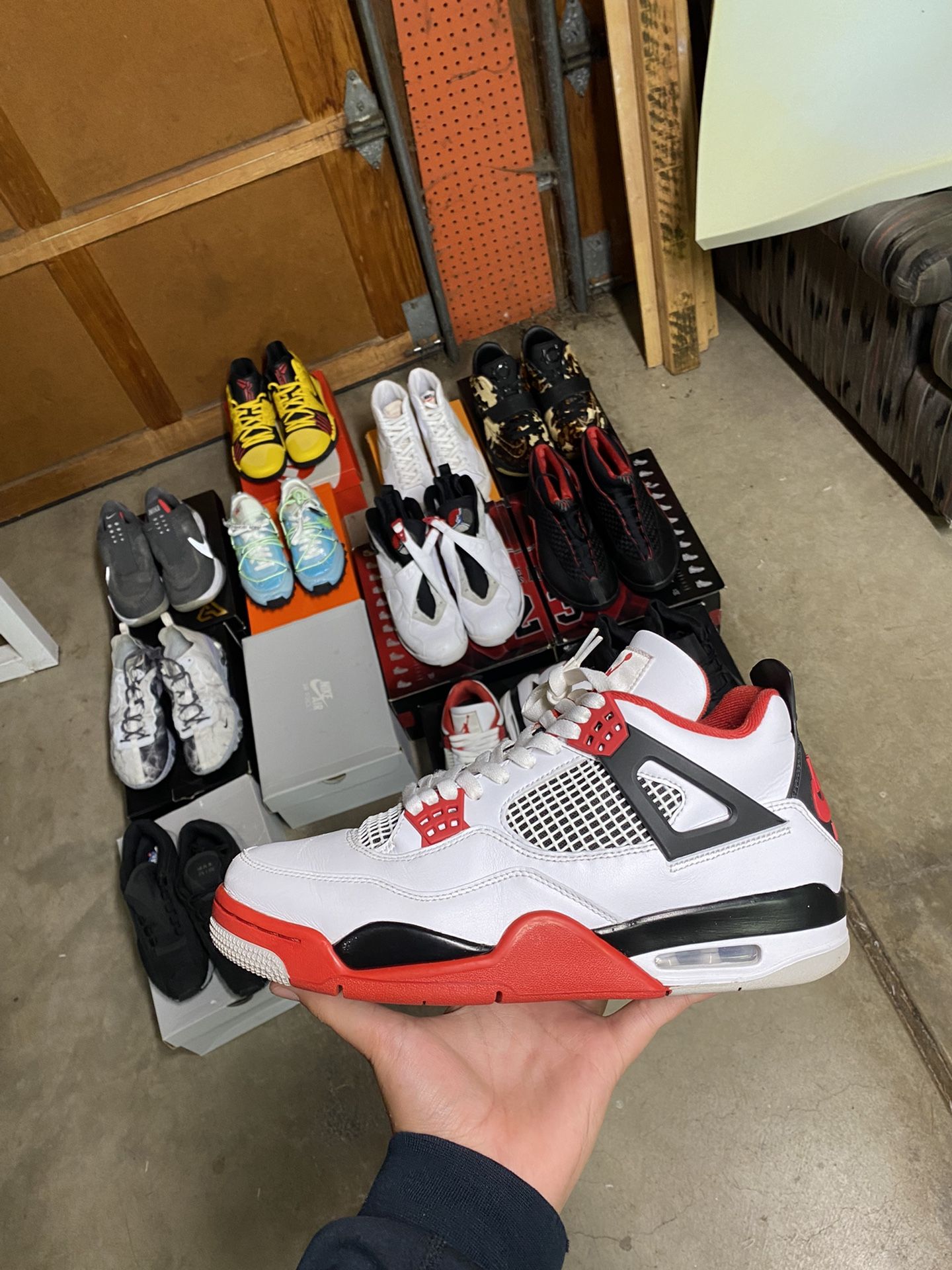 Jordan 4