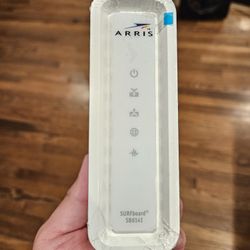 Barely Used Arris Surfboard SB6141 Modem 