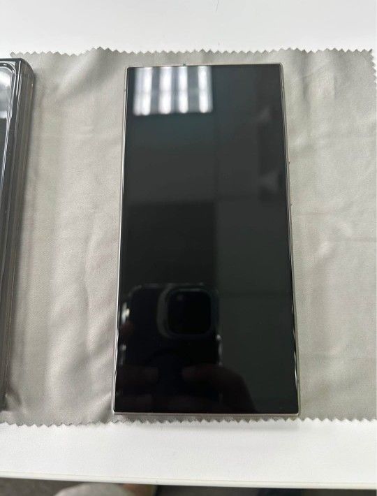 Galaxy S24 ULTRA 256GB UNLOCKED 