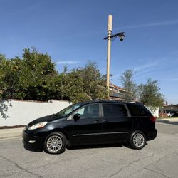 2008 Toyota Sienna