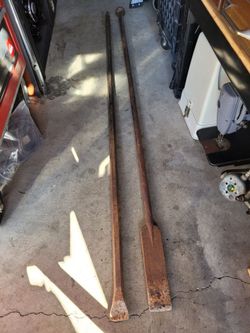 Digging bars