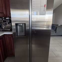 Samsung Refrigerator 