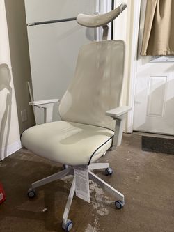 IKEA Matchspel Gaming/Office Chair - White