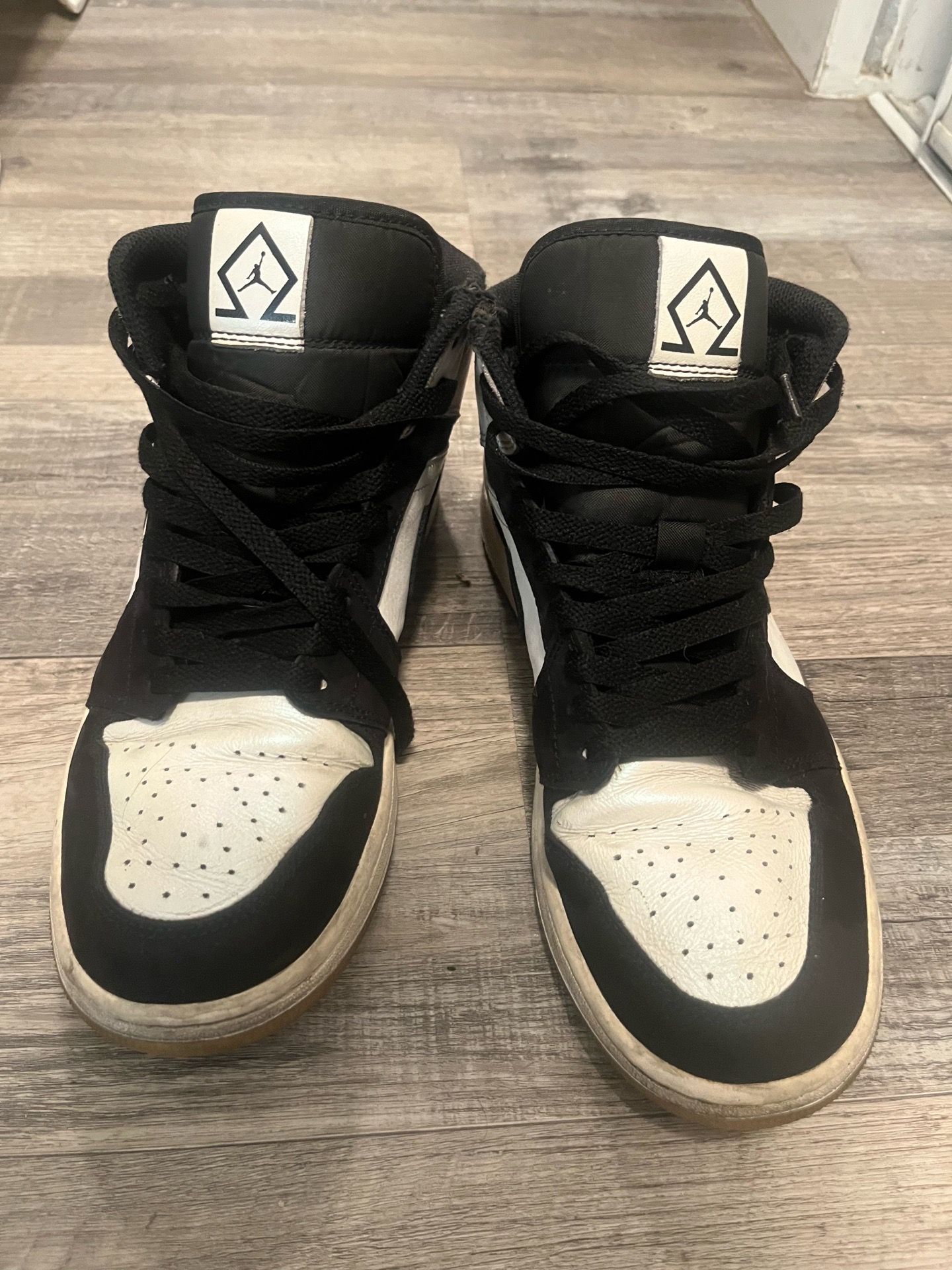 air jordan 1 mid diamond size 9