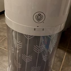 Diaper Pail (Prince Lionheart Brand)