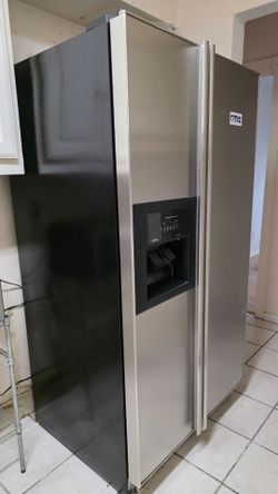 Kitchen Aid refrigerator