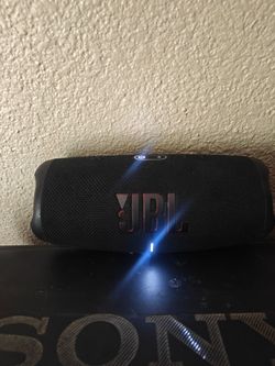 JBL charge 5 Bluetooth speaker