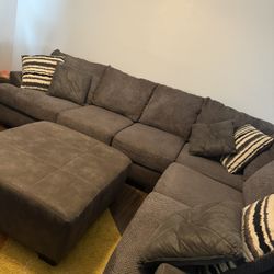 Sectional with Ottoman 