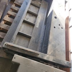 Lift Gate Pickup