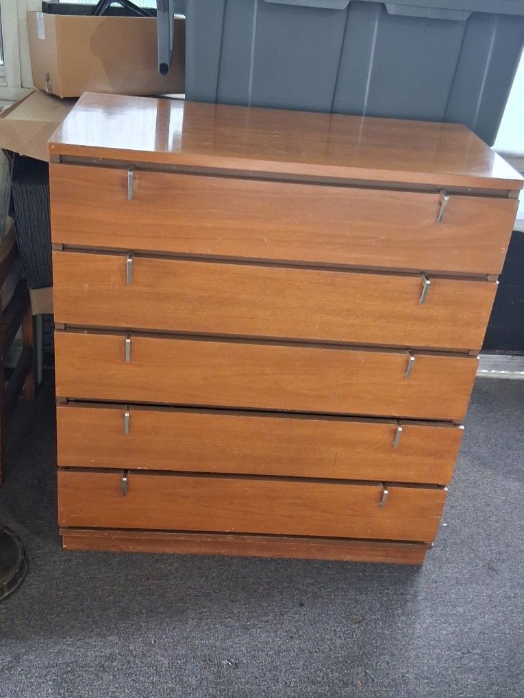 Very Nice Matching Dressers 13 Drawer Combined
