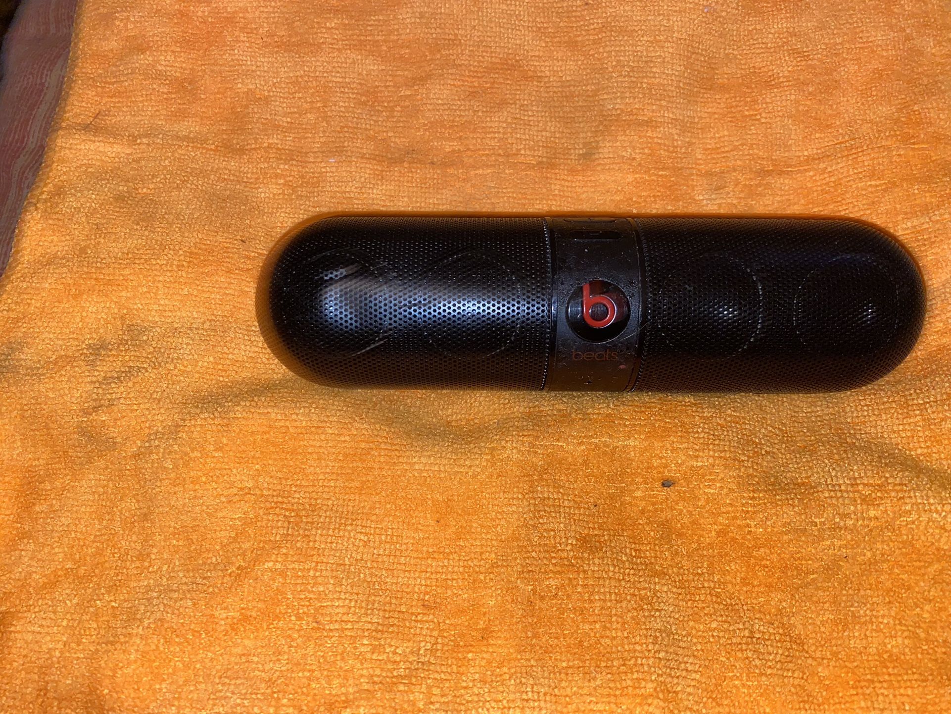 Beats Pill 1.0 Portable Wireless Bluetooth Speaker 55 each I Do Zelle or cash