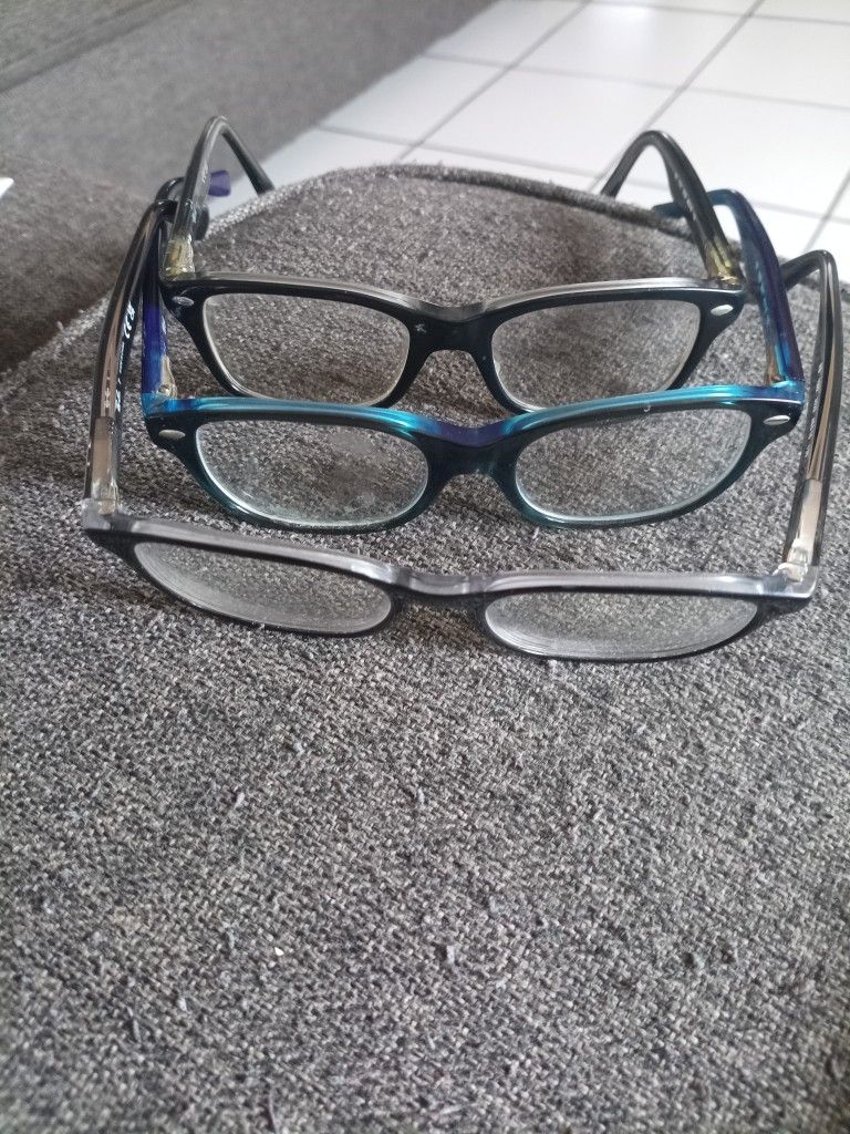 Son 3 Pares De Lentes Ray-Ban De Prescriptions No Se Si Son Originales Los 3 $60