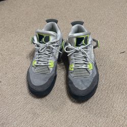 Jordan 4s