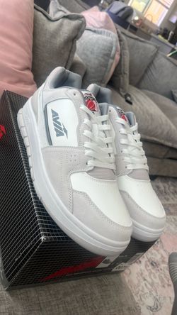Avia Low-Top Sneakers White Gray Men size 13